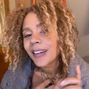 Rachel True Instagram - 🦋💙I’ll be on IG live today at 2pm 🦋w/ author @matauryn talm bout life, his book & my new book 🦋which includes a full size guide book   22 memoir-y essays   78 card deck ⭐️💙
💜True Heart Intuitive Tarot 💜from @hmhbooks 
⭐️link in bio⭐️
❣️Makes a fab 📚 gift 🎁 for holidays❣️
🦂worked real hard on this project hope you dig 🦋
💓
#racheltrue #tarot #tarotcards #bookstagram #truehearttarot #authorsofinstagram #actor #writer #autobiography #artist