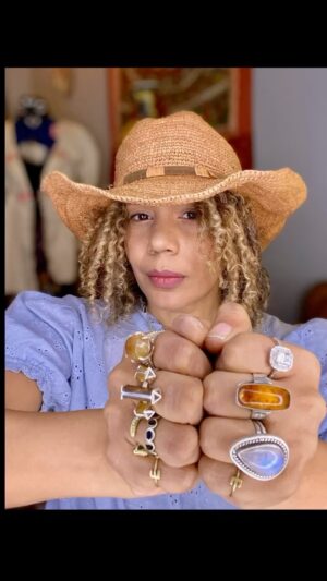 Rachel True Instagram - 💜Stay limber in these here times 💜
💙have you honed any hobbies/skills/talents this pandemic? 🤩🧐😍
I’ve been learning bass 🎸, working on writing another book, scripts & designing & sewing 🧵 🪡 old timey clothes for time traveling.
💙 speaking of 📚 , link in bio for my book & deck set from @hmhbooks True Heart Intuitive Tarot 💙
Also🌞💜- if you have & dig please leave a review on Amazon & Goodreads.. helps others find it 📖💜
#racheltrue #actor #author #artist #trueheartintuitivetarot