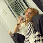 Rachelle Lefevre Instagram - Back in the saddle again 😉 #setlife #trailerlife