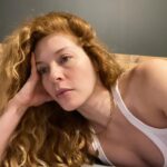 Rachelle Lefevre Instagram - I haven’t posted for so long, thought I’d pop on to share a thought for whoever needs this. Everyday it can feel like the world is more and more broken and hateful and divided, there is real grief involved in being informed. So to not get swallowed by it, I spend my days pushing back against hate IRL, trying to make the people around me feel seen IRL, speaking my mind about current events IRL, finding all the ways I can to experience moments of true JOY, and encouraging others to do the same. My friend, Alexis, calls this “micro activism” and I agree; I also call it healing, loving, and most importantly, LIVING. Social media can be fun in small doses (new bathroom wallpaper ideas anyone?), but please don’t forget to be out there connecting with people, showing yourself and others a genuine, loving kindness, creating the world you want to live in. ♥️