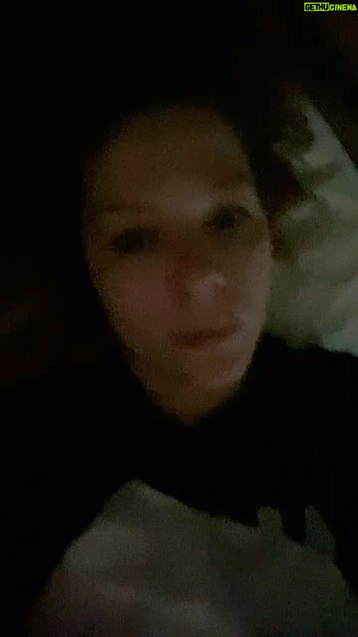 Rachelle Lefevre Instagram - Remember?…😂🤪🫠 #momlife #parenting