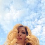 Rachelle Lefevre Instagram - The sun always rises. Feel it all, live out loud, don’t let other people narrate your story.
