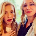 Rachelle Lefevre Instagram - Heard a rumor this one was on tv again tonight! Hope you caught it and if not, keep your eyes peeled for the next time. Having three sisters, I love a good sister story. 🥰😭😍 What’s your favorite thing about having a sister? #secretsofbellavista #niallmatter #helenamarie @hhdtvis @hallmarkmystery @hallmarkchannel
