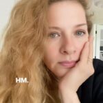 Rachelle Lefevre Instagram - Constantly learning from my kids 🥹 Thoughts on this? Have you been able to think like this in your life? #momlife #parenting #lifelessons #armchairphilosopher #thingsthatmakeyougohmmm