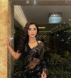 Rachi Sharma Instagram - 🖤