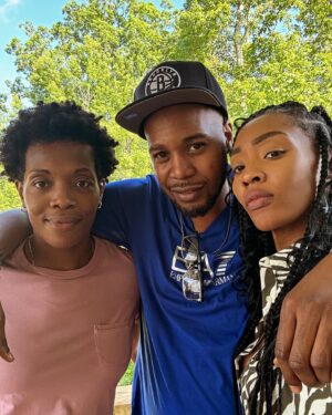 Racquel Palmer Instagram - I’m going to continue to make yall proud of me in this next chapter…#fantasticfive #morethanthat #newark #brickcity #jersey #siblings