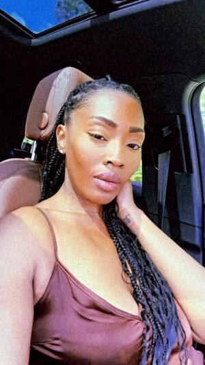 Racquel Palmer Instagram - being me 🤎