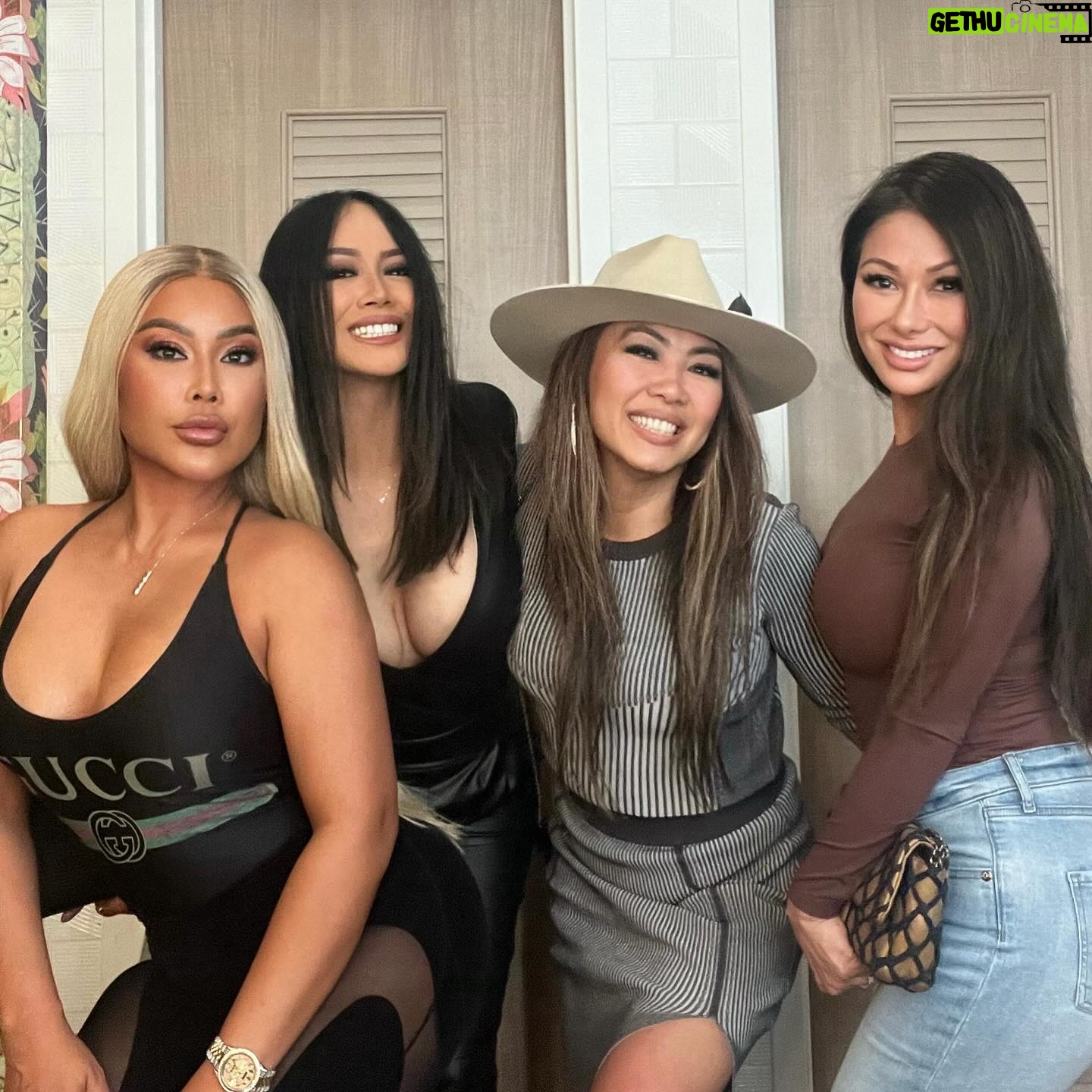 Rada Cheang Instagram - Good friends don’t let you do dumb things….i’m glad my friends aren’t good…..because they are great! 😂 ❤️