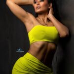 Rada Cheang Instagram - Motivation Monday …. to start eating healthy again. Cheers to a new week IG friends 🥂