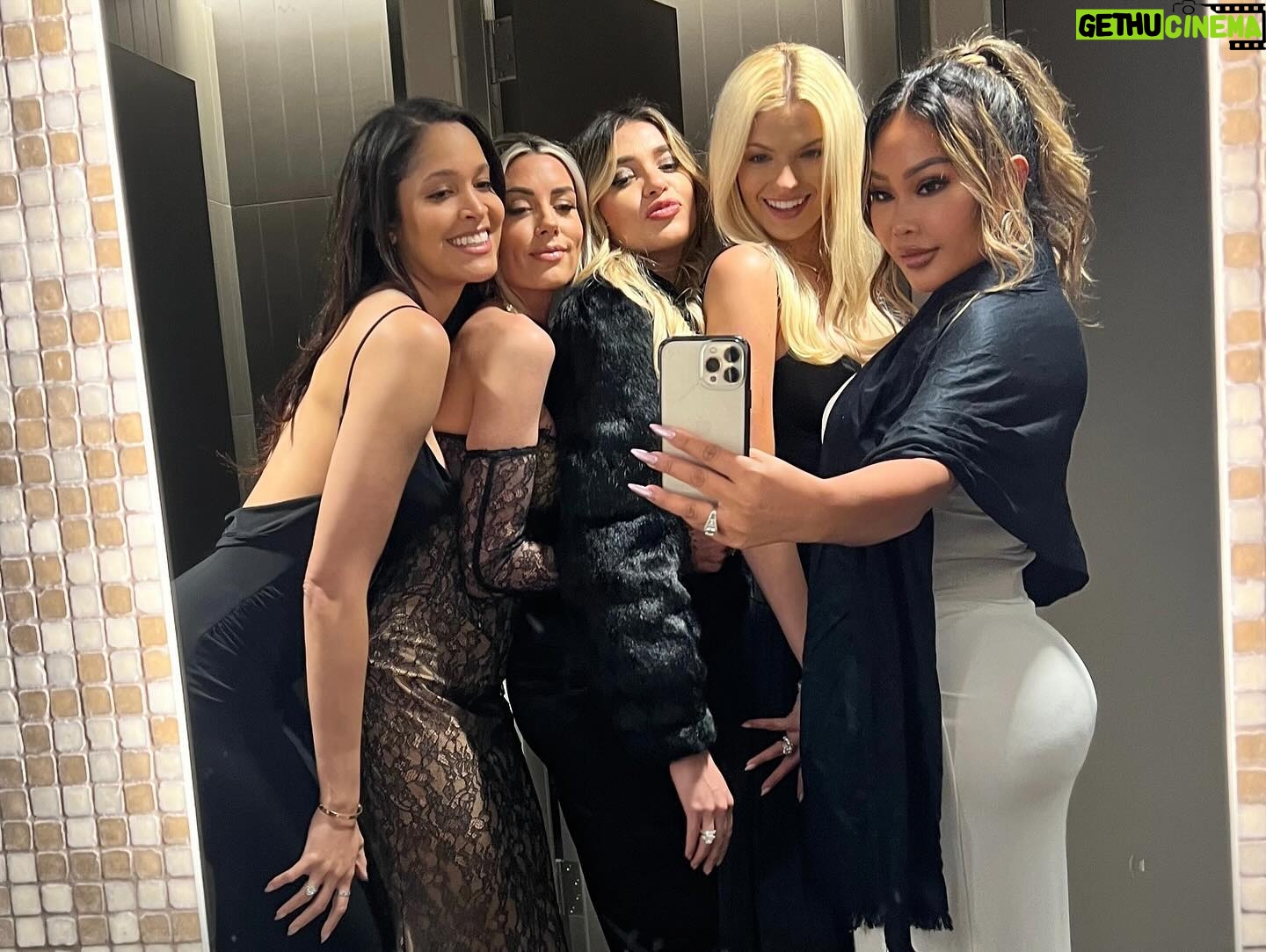 Rada Cheang Instagram - Such a great night for a great cause @alzassociation The Magic of Music πΆ Thanks @david_a_steinberg and @themrskristen love you guys, canβt wait to invite ourselves to the football π suite you won for us but you had paid for π