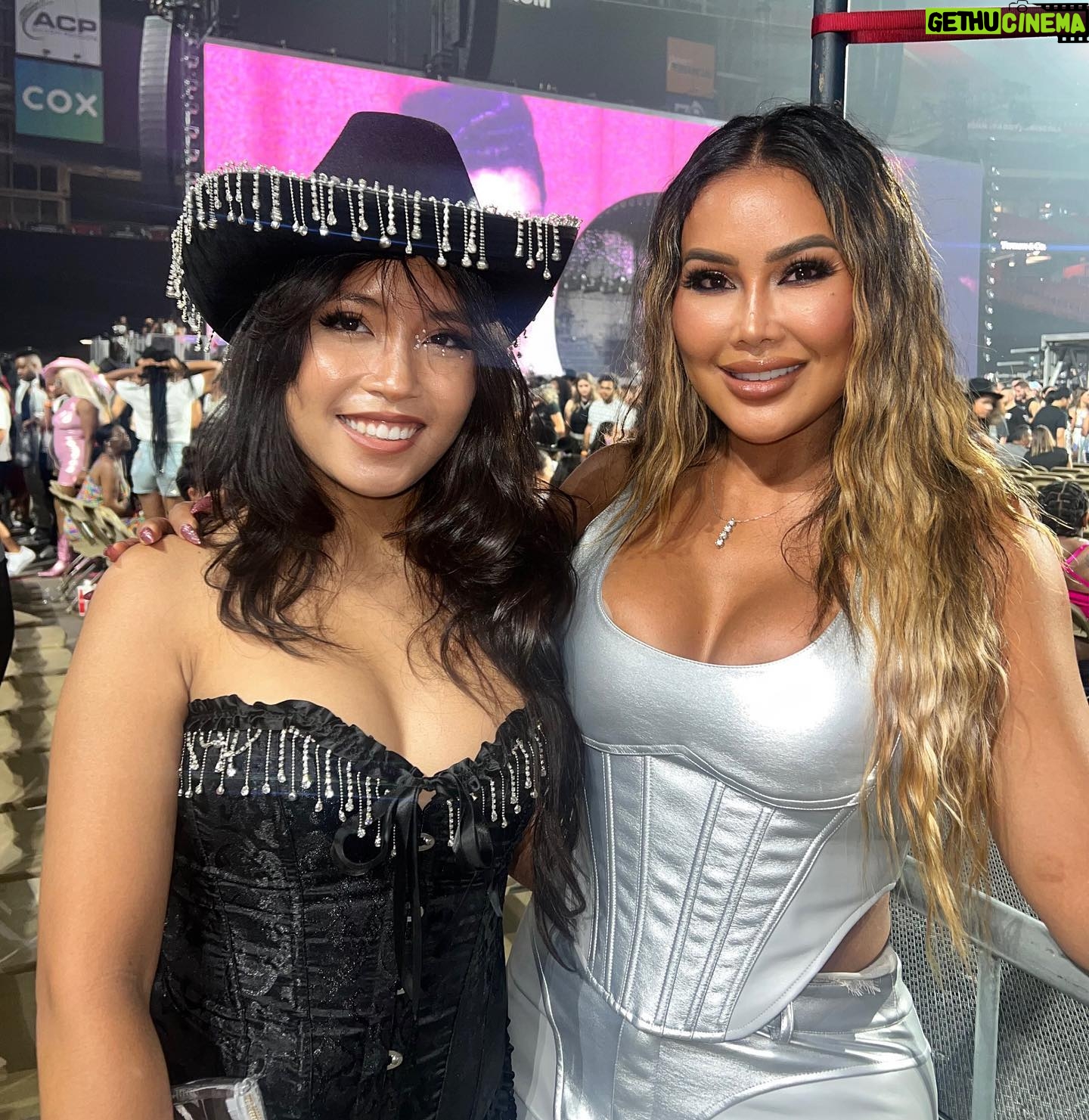 Rada Cheang Instagram - Stronger than a diamond, bigger than the sky. My dream, my courage, my friend ….. forever my baby girl ❤️ #renaissanceworldtour2023
