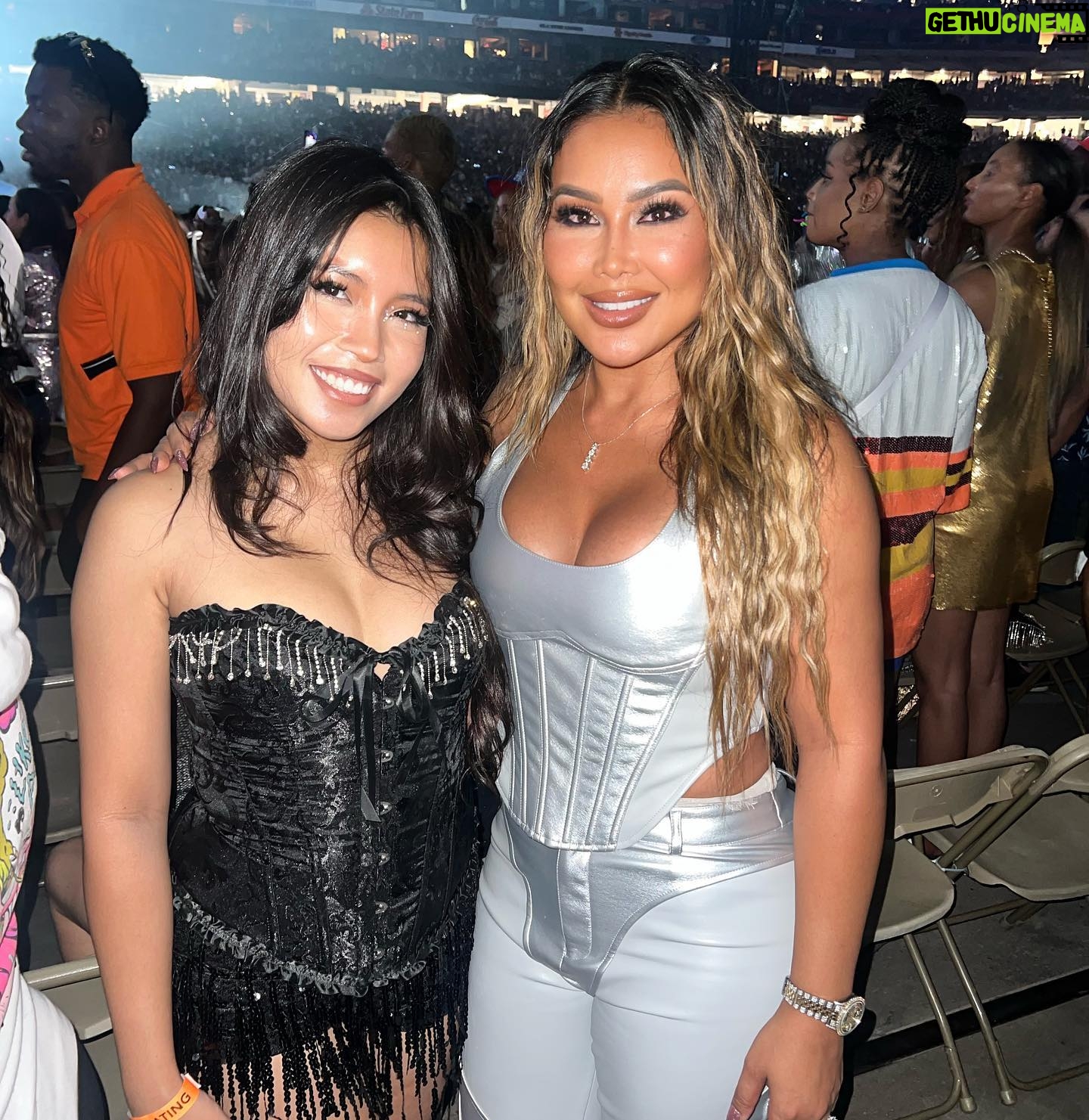 Rada Cheang Instagram - Stronger than a diamond, bigger than the sky. My dream, my courage, my friend ….. forever my baby girl ❤️ #renaissanceworldtour2023