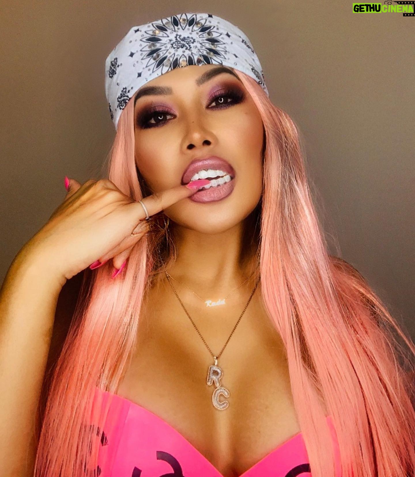 Rada Cheang Instagram - How ya like my new grillz?