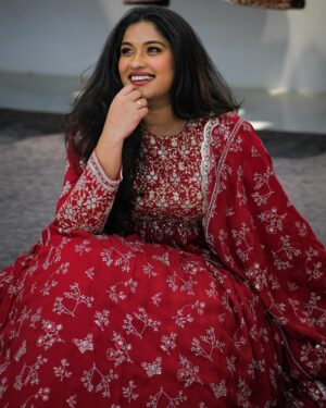 Radhika Radhakrishnan Instagram - Allow me to reintroduce myself ♥️ 
Outfit @brandladyofficial 
Photos @nexus__production_ 
Mua @mayfairmakeoverstudio 
#photoshoot #bridalshoot #lehanga #redlehenga