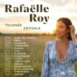 Rafaëlle Roy Instagram – Maman, c’est MON PROPRE SHOW!!! 😮💨🥹🎈
Cet été, je serai sur les routes du Québec pour une quinzaine de dates, passant notamment par le Festivoix (28 juin) , la Fête du Lac des Nations (16 juillet) et le Festival Relief (9 août) ! 🌺💫
J’aurai le grand privilège de vous inviter enfin dans mon univers à moi. Ouf. This means the world to me.
Je partagerai les détails de chacune de ces dates prochainement. J’ai hâte de vous voir. À quel show serez-vous? ☀️