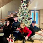 Raffaella Zardo Instagram - Buon Natale a tutti 🎄❤️ Merry Christmas to everyone 🎄❤️ Feliz Navidad a todos!!!!! Tanti auguri con tutto il cuore a voi e alle vostre famiglie 🥰😘❤️