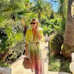 Raffaella Zardo Instagram - Liberté, Égalité, Fraternité… Saint-Tropez 😍 #happysunday
