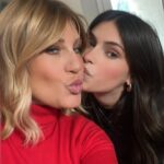 Raffaella Zardo Instagram - Buon Natale a tutti 🎄❤️ Merry Christmas to everyone 🎄❤️ Feliz Navidad a todos!!!!! Tanti auguri con tutto il cuore a voi e alle vostre famiglie 🥰😘❤️