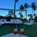 Raffaella Zardo Instagram - AMATI … sei la persona con cui passerai tutta la vita. 😉❤️ Another Day in Paradise #miamibeach