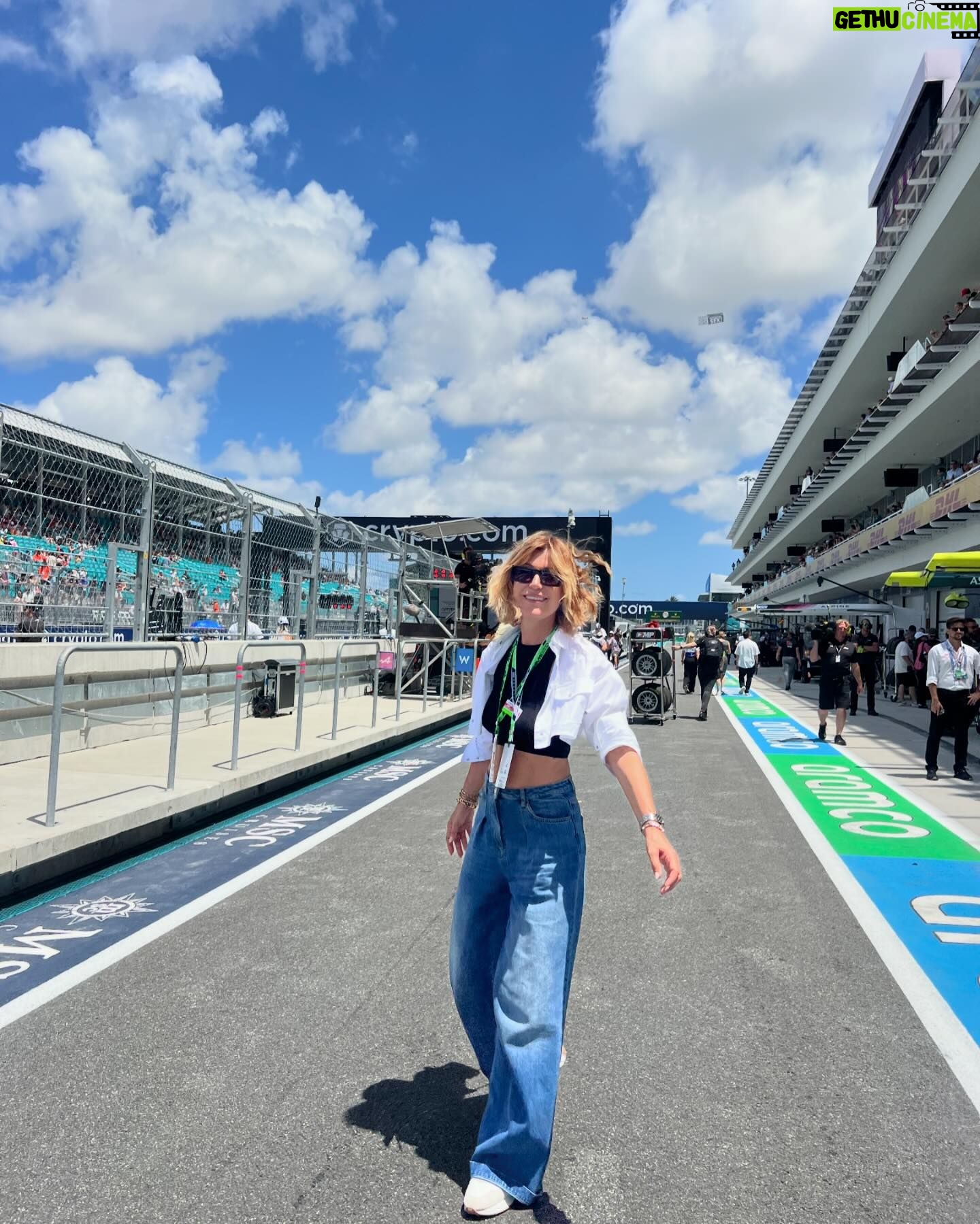 Raffaella Zardo Instagram - Friday, Saturday and Sunday!!! @f1 full immersion 🏎️🏆🏁