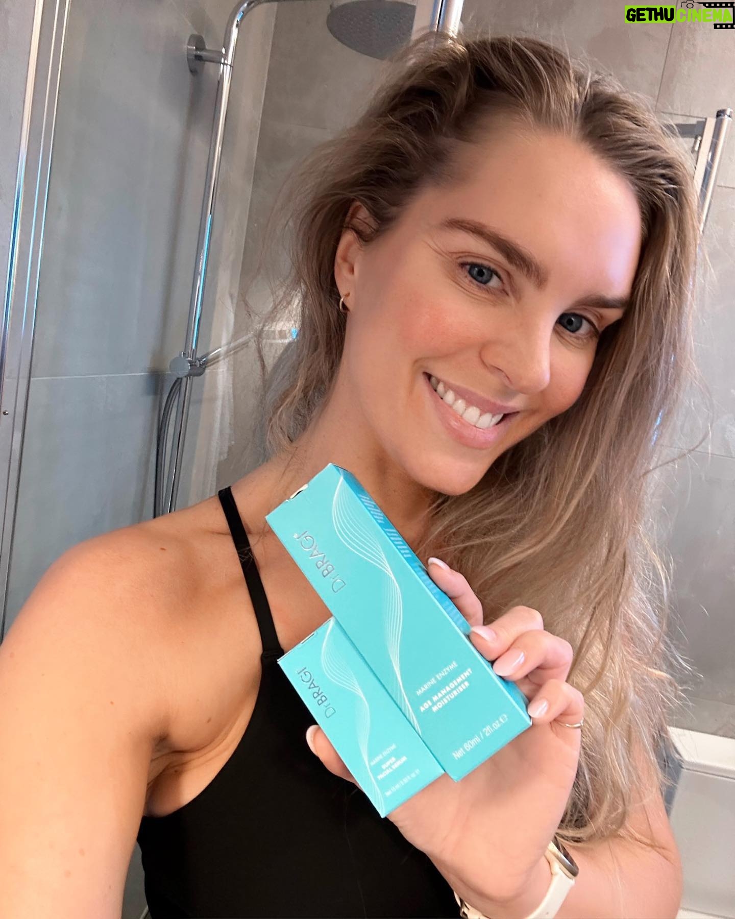Ragga Ragnars Instagram - Treating my skin with @drbragi in my cabin š¤ DrBragi is a perfect stocking stuffer or as a holiday gift for anyone who wants clean, Icelandic skincare that does wonders for your skin. #icelandic #skincare #collaboration #ad #iceland #drbragi