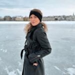 Ragga Ragnars Instagram - Tjörnin ❄️ the pond in Reykjavik is frozen and I love it! Wearing a gift from @bodaskins #reykjavik #iceland #winter