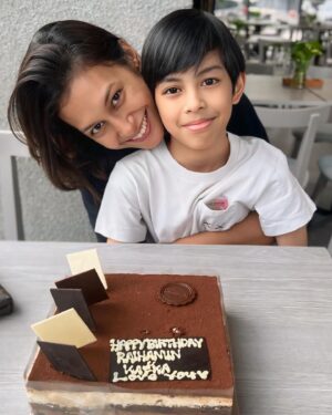 Raihaanun Instagram - 36 & 12. Blessed & Grateful. Alhamdulillah.