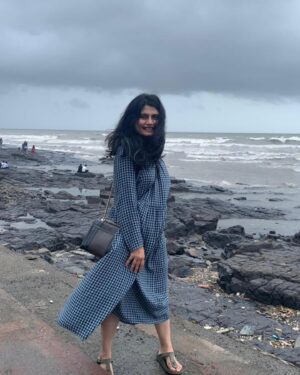 Rajshri Deshpande Instagram - My beloved @aratikadav Throughout these 14 years of our friendship you not only encouraged my heart and soul but taken care of me when I was devastated emotionally. My achievements to my rejection’s you were part of everything. How do I describe Your humility and love for not just me but everyone around you and that makes you the most beautiful person in the world. 

On your birthday and everyday my dear @aratikadav I wish you lots of blessings, love, happiness, sunshine success and amazing creative journey in movies. Here’s to holding hands, giggling madly, ranting about some silly to serious things, gossiping, crying together, watching movies, travelling, seeing yooki grow and swimming together in the crazy ocean of this film industry. 😘🤗❤️

You are my favourite place Arati ❤️