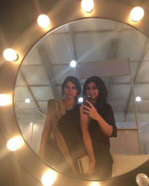 Rajshri Deshpande Instagram - My beloved @aratikadav Throughout these 14 years of our friendship you not only encouraged my heart and soul but taken care of me when I was devastated emotionally. My achievements to my rejection’s you were part of everything. How do I describe Your humility and love for not just me but everyone around you and that makes you the most beautiful person in the world. 

On your birthday and everyday my dear @aratikadav I wish you lots of blessings, love, happiness, sunshine success and amazing creative journey in movies. Here’s to holding hands, giggling madly, ranting about some silly to serious things, gossiping, crying together, watching movies, travelling, seeing yooki grow and swimming together in the crazy ocean of this film industry. 😘🤗❤️

You are my favourite place Arati ❤️