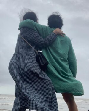 Rajshri Deshpande Instagram - My beloved @aratikadav Throughout these 14 years of our friendship you not only encouraged my heart and soul but taken care of me when I was devastated emotionally. My achievements to my rejection’s you were part of everything. How do I describe Your humility and love for not just me but everyone around you and that makes you the most beautiful person in the world. 

On your birthday and everyday my dear @aratikadav I wish you lots of blessings, love, happiness, sunshine success and amazing creative journey in movies. Here’s to holding hands, giggling madly, ranting about some silly to serious things, gossiping, crying together, watching movies, travelling, seeing yooki grow and swimming together in the crazy ocean of this film industry. 😘🤗❤️

You are my favourite place Arati ❤️