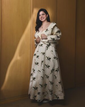 Rajshri Deshpande Instagram - Be 🕊️🤍 

It’s so amazing to wear @houseofmasaba for @primevideo slate launch. I am always in awe of @masabagupta as an artist but when I wore her outfit for the first time I realise how amazingly talented she is with all her work. Kudos to you Masaba and hope we work together in some projects ❤️

Thank you for styling me @shreejarajgopal loved the way your warmth is 🤗 

Stylist @shreejarajgopal 
Wearing @houseofmasaba 
HMU - @ambereenyusuf 
Earrings @shopalloya 
Rings @ishhaara 
Heels @londonrag_in 
Style team @khushalii.chauhan @deepika_ramnani 
Photo - @mayurnarangikar 
Artist assistant - #PoojaJoshi 

@primevideoin #amazonpromotions