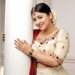 Raksha Raj Instagram - Happy Vishu 🤍✨ Makeup & Hairstyles : @abilashchickumakeupartist Styling : @tharunya_vk Costume : @thanuzbridalboutique Photography : @paper_plane_wedding #vishu #vishu2024 #traditional