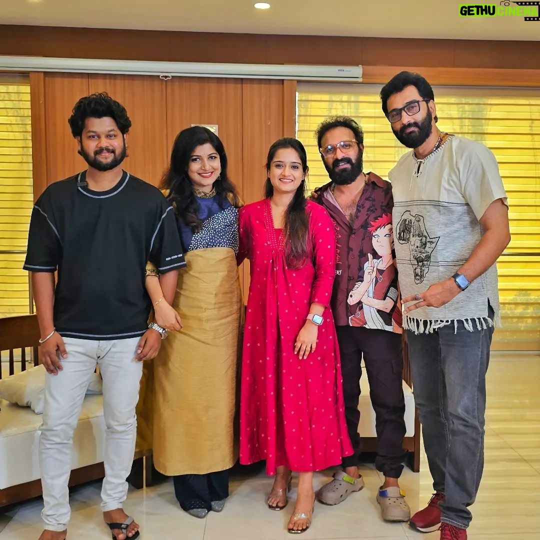 Raksha Raj - 52.3K Likes - Reunited ❤️
#santhwanam #fam
📸 @nijinvenuchandra