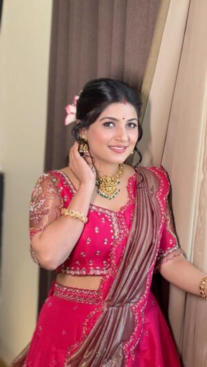 Raksha Raj Instagram - Raksha dellu’s look for GP and Gopikas wedding😍😍
MUA : @zairmakeoverstudio 
Costume : @evanshi_designs 
Jewels: @planetjewel 
•

#appu #indianactresses