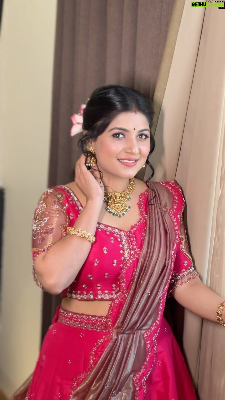 Raksha Raj - 52K Likes - Raksha dellu’s look for GP and Gopikas wedding😍😍
MUA : @zairmakeoverstudio
Costume : @evanshi_designs
Jewels: @planetjewel
•
#appu #indianactresses