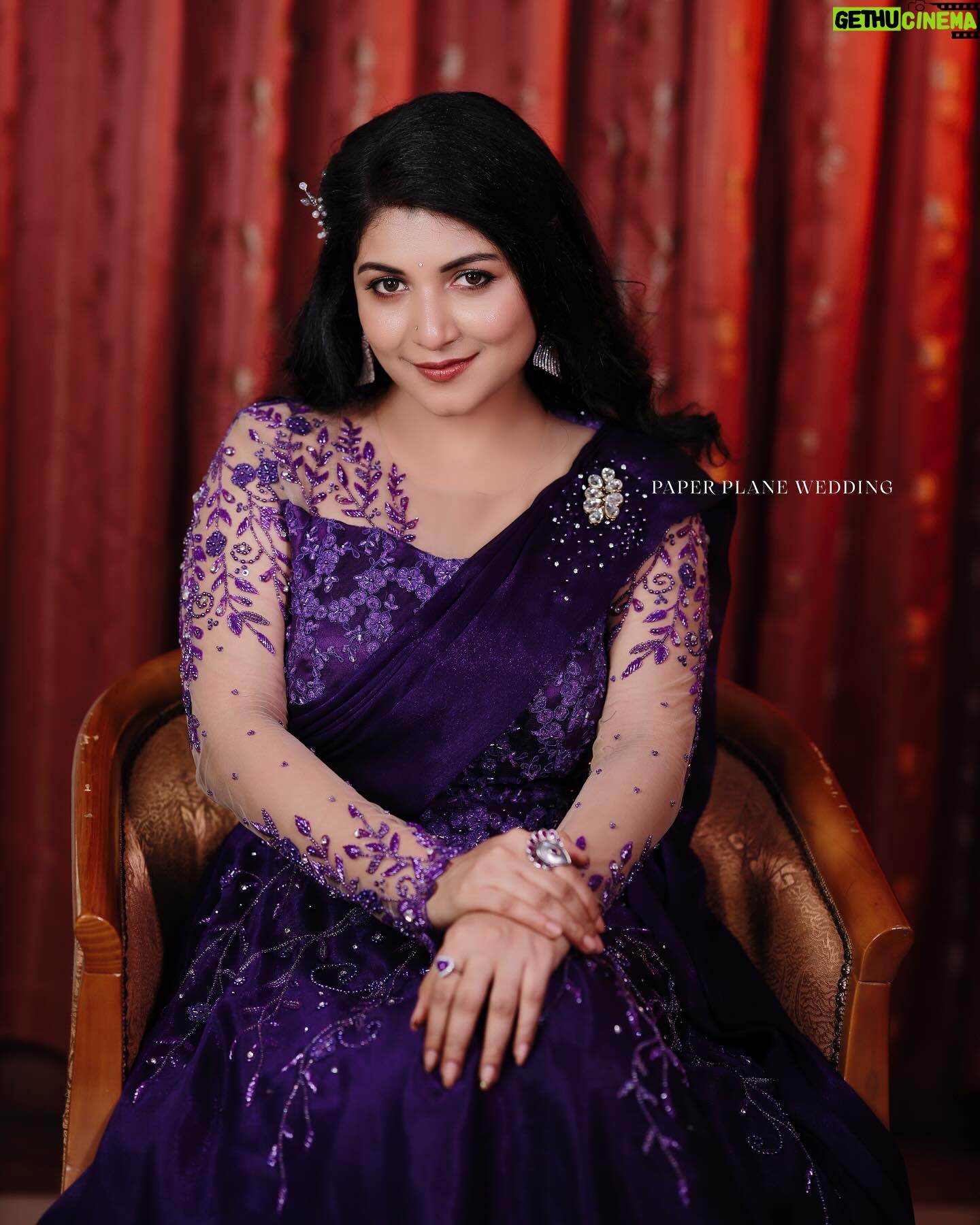 Raksha Raj Instagram - Heard melodies are sweet, those unheard are sweeter ❤️✨ . Designer : @lizcreationsboutique Photography : @paper_plane_wedding MUH : @zairmakeoverstudio Jewels : @orchidfashionstores