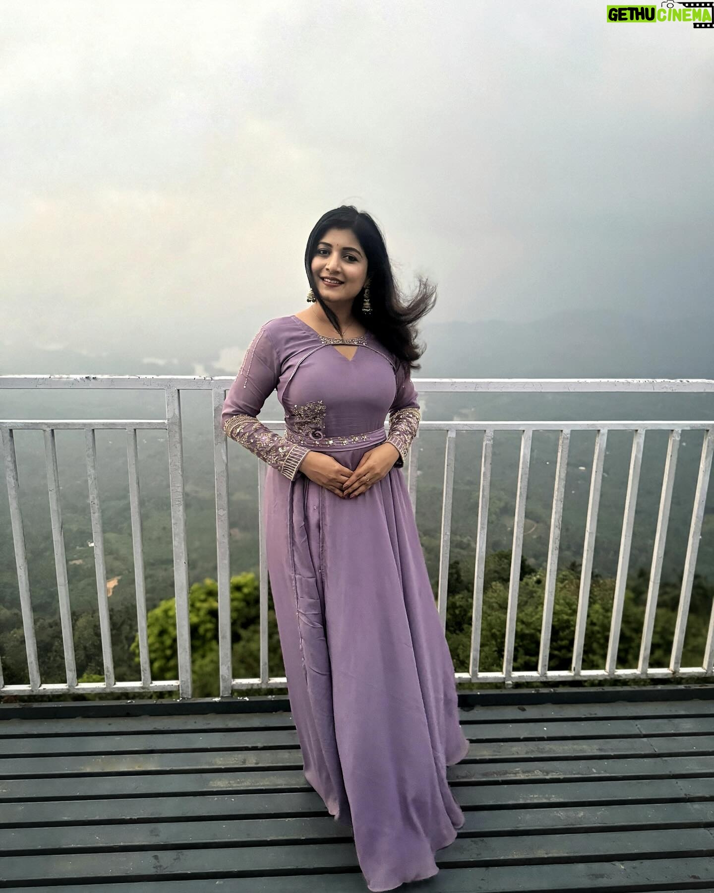Raksha Raj - 30.8K Likes - Didn’t find my lavender, so I became one.🪻
.
👗 : @fiorello____