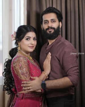 Raksha Raj Instagram - With the right person, you don’t have to work too hard to be happy. It just happens ❤️🧿
#Arksha
.
Photography : @paper_plane_wedding 
Attire : @evanshi_designs 
MUH : @zairmakeoverstudio
Jewels : @planetjewel