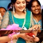 Raksha Raj Instagram - Thank you Vadakkencherry for your love ❤️🫶🏻 @highlight_bridal_makeup_studio . 👗: @lizcreationsboutique 💄: @zairmakeoverstudio 📸 : @vkphotography.cbe ✨ : @orchidfashionstores . . . #inauguration #vadakkencherry #reels #trendingreels #reelitfeelit #reelsinstagram