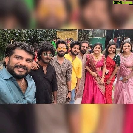 Raksha Raj - 20.2K Likes - ഒരിക്കൽ കൂടെ കാണുമ്പോൾ...
കണ്ണ് നനയാതിരിക്കാൻ...
മറ്റൊരു ആഘോഷം വരട്ടെ ❤️.
അത് വരേയ്ക്കും മറക്കില്ല...
ഓർമ്മയുള്ളിടത്തോളം കാലം 🙏
@rajeev_parameshwar
@sajinsajin_
@achusugandh
@raksha_dellu
@apsara.rs_official_
@gops_gopikaanil
@padmasoorya
#gpgopikawedding