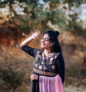 Rakshana Induchoodan Instagram - When your healed you tell a different story 🤍

📸: @lenseviewphotography01 
👗: @vredevogel