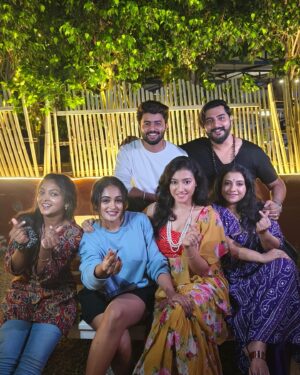 Ramola Instagram - Good times   Crazy friends = Great memories :) 

#greattime #crazydrive #friendshipgoals #besttime #greatmemories