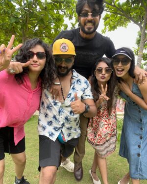 Ramola Instagram - ❤️

#friendsdayout #kaadgalresort #vacationmode
