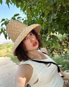 Actress Ran Wei HD Photos and Wallpapers June 2024