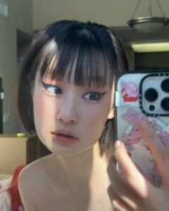 Actress Ran Wei HD Photos and Wallpapers February 2024