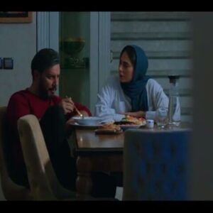 Rana Azadivar Instagram - سمیرا و منصوره ؛ رقابت آنها برای تصاحب عشق . به نظر شما دلیل نزدیک شدن منصوره به مالک چی هست!!؟ 
.
.
.
#زخم_کاری #رعنا_آزادی_ور #جوادعزتی