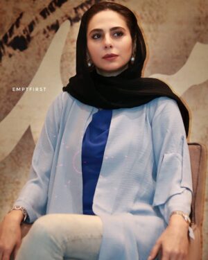 Rana Azadivar Instagram - #رعنا_آزادی_ور #rana_azadivar