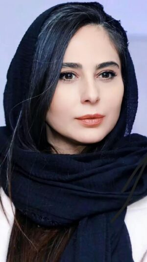 Rana Azadivar Instagram - 