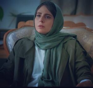Rana Azadivar Instagram - قسمت دوازدهم #زخم_کاری 
.
.
#رعنا_آزادی_ور #جوادعزتی