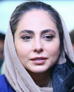 Rana Azadivar Instagram - #رعنا_آزادی_ور #rana_azadivar